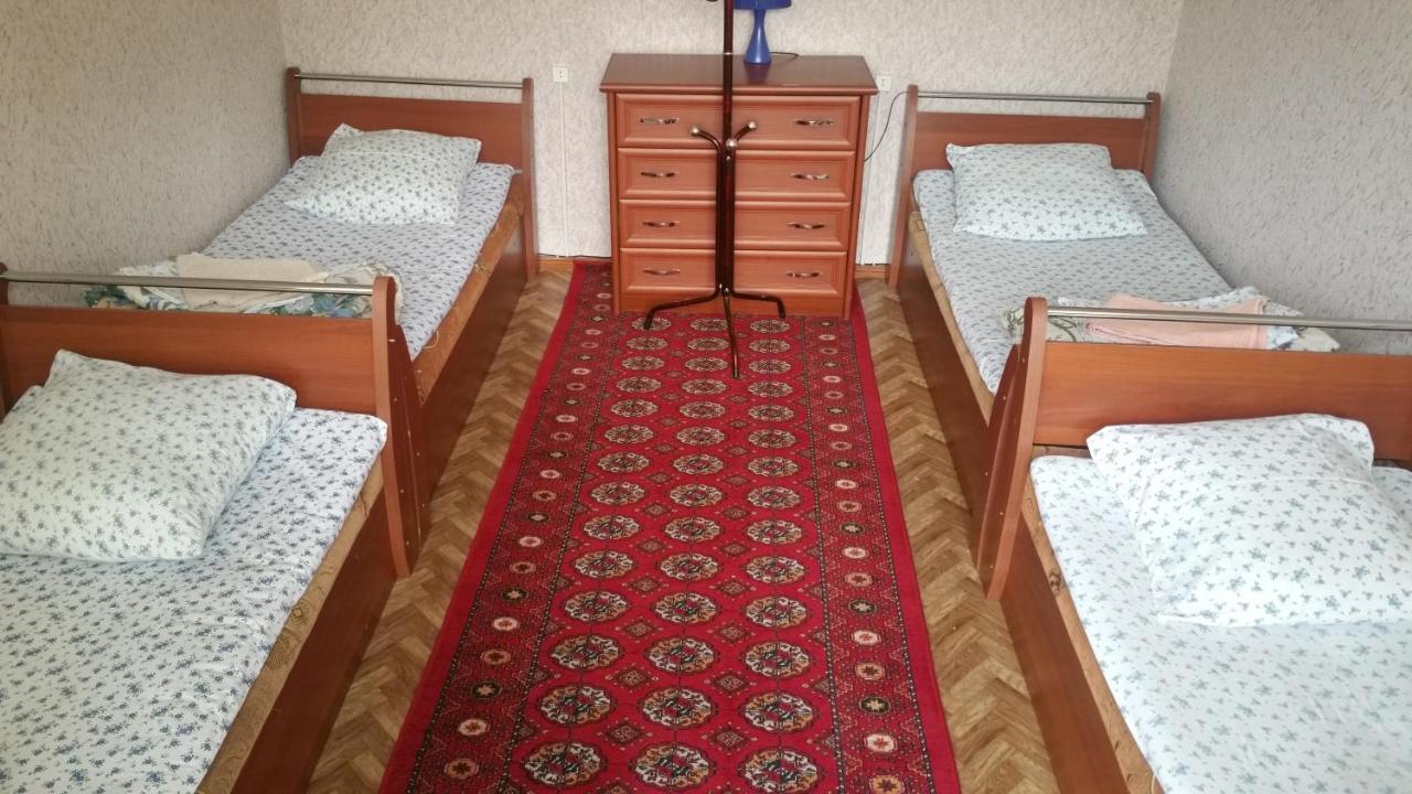Gulnara Guesthouse Tasken Kültér fotó
