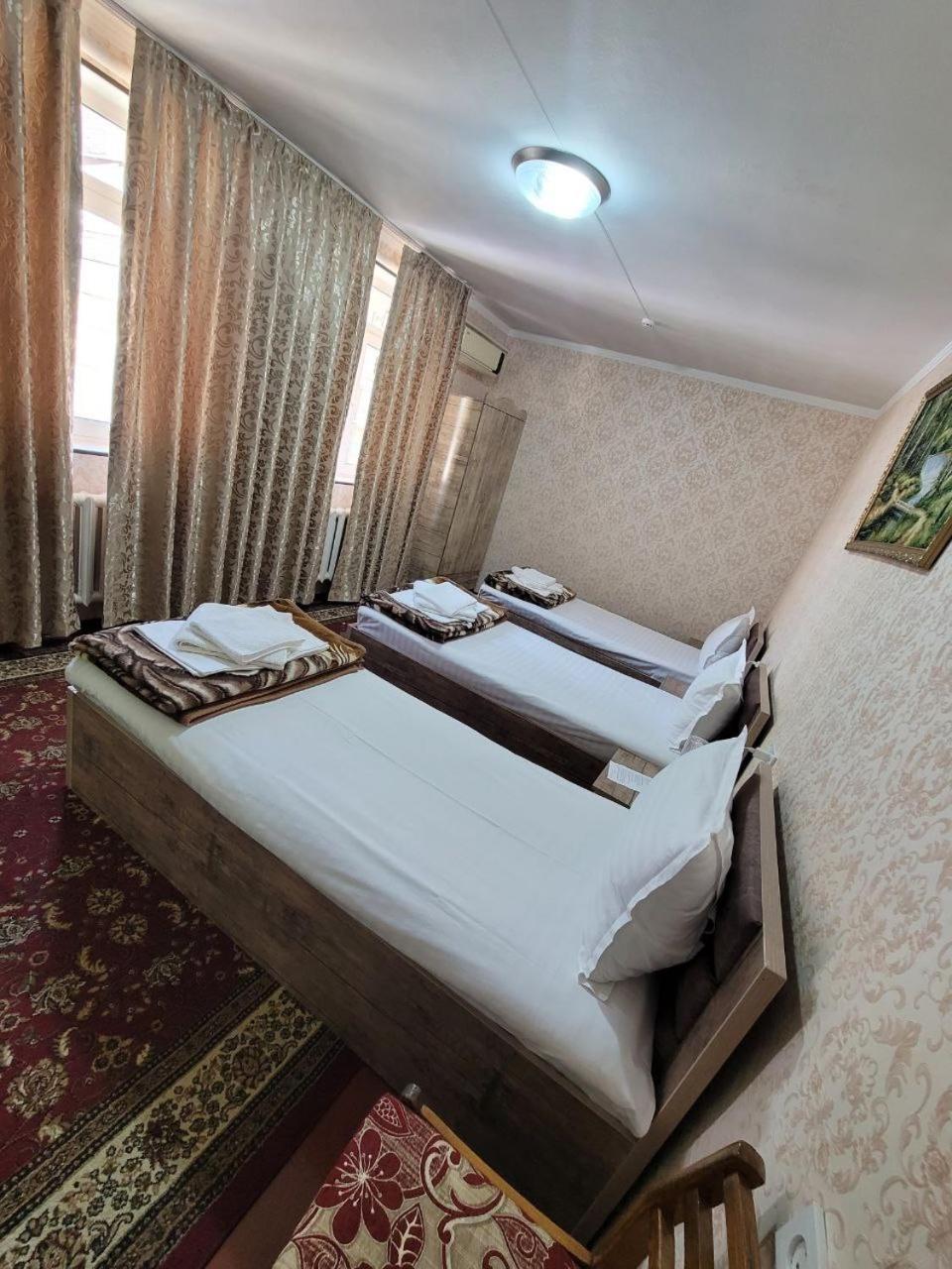 Gulnara Guesthouse Tasken Kültér fotó